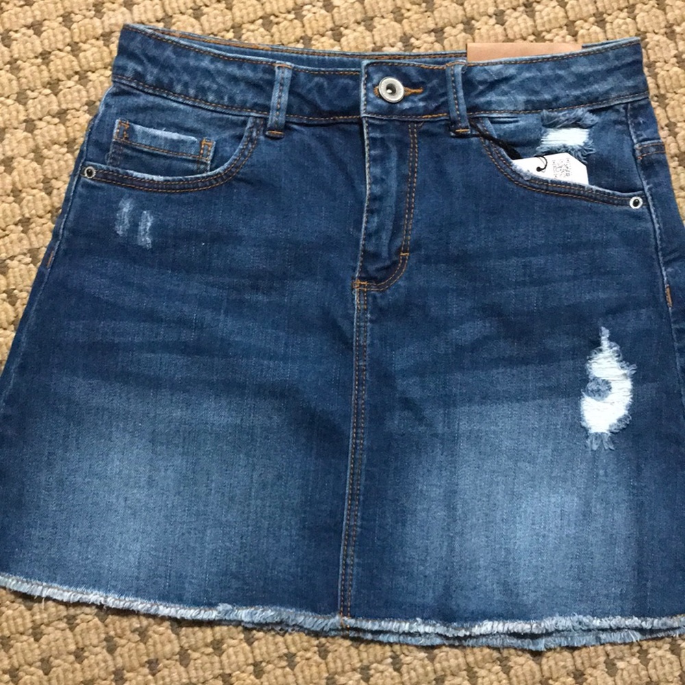 blue denim skirt